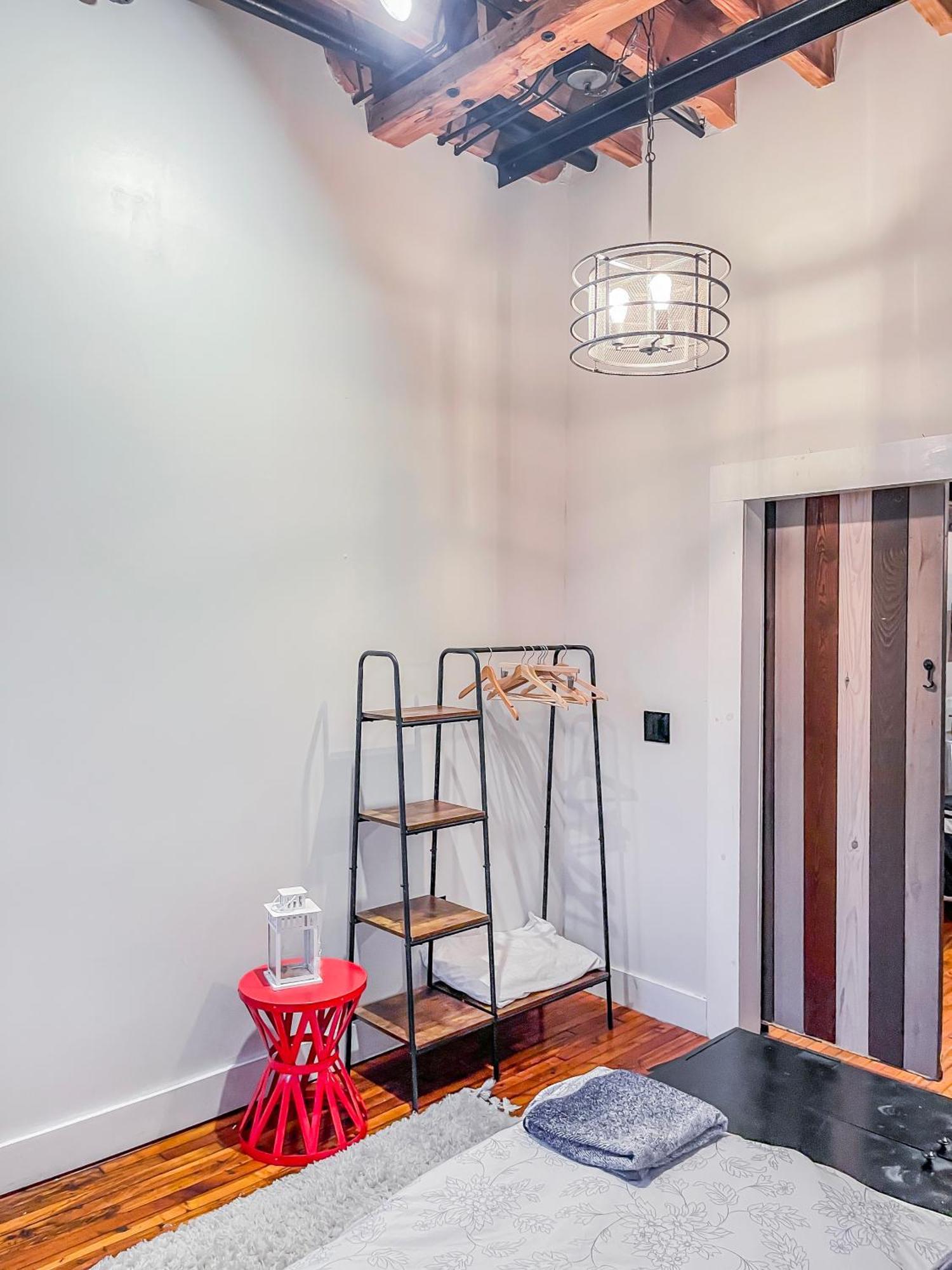 Stylish Philly Loft Apartment Philadelphia