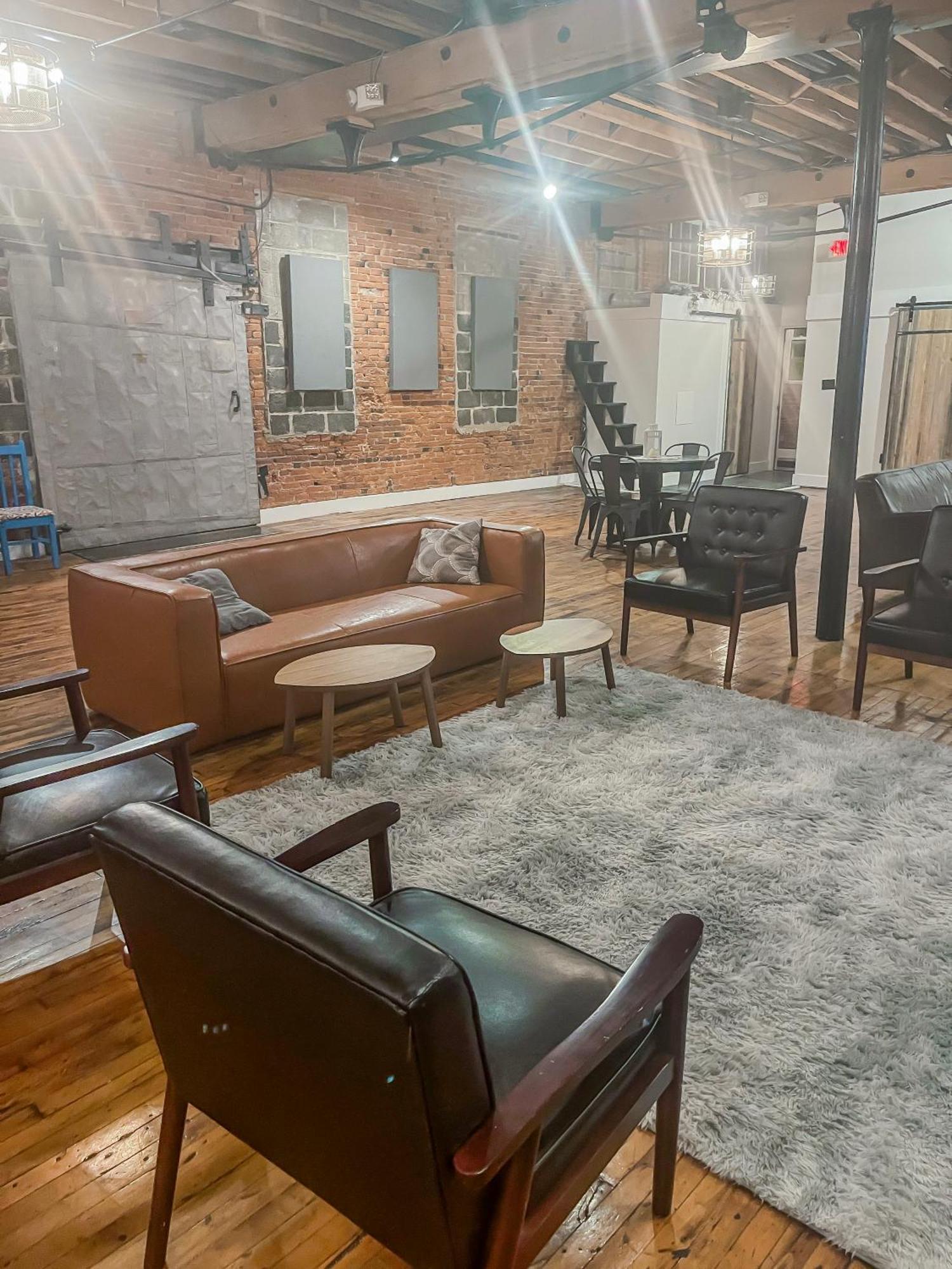 Stylish Philly Loft Philadelphia