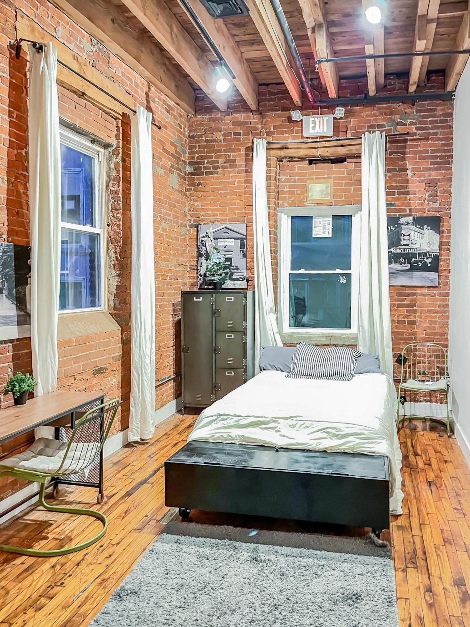 Stylish Philly Loft Philadelphia